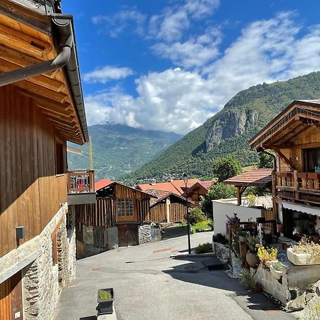 Maison De Village Au Pied Des 3 Vallees Villarlurin Eksteriør bilde