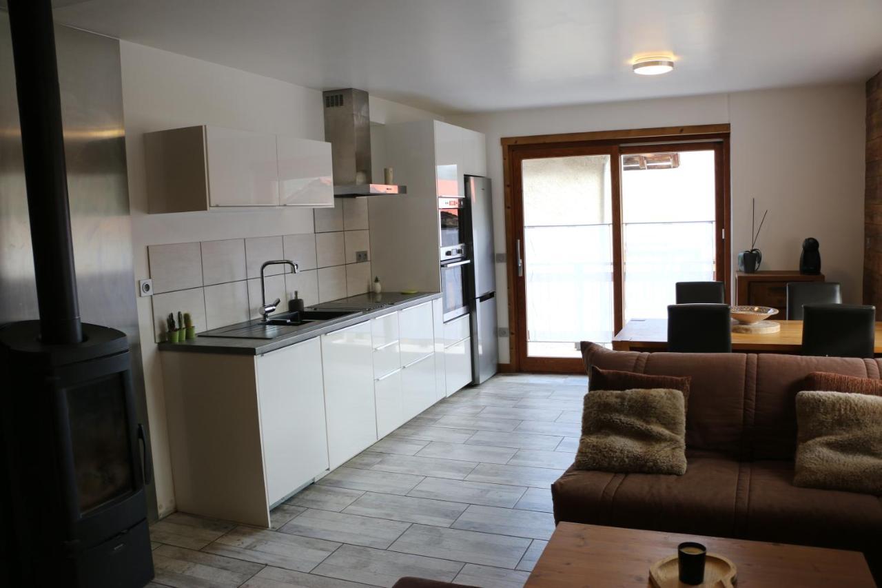 Maison De Village Au Pied Des 3 Vallees Villarlurin Eksteriør bilde
