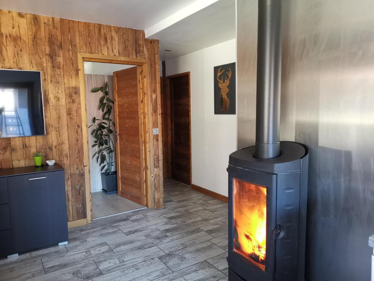 Maison De Village Au Pied Des 3 Vallees Villarlurin Eksteriør bilde